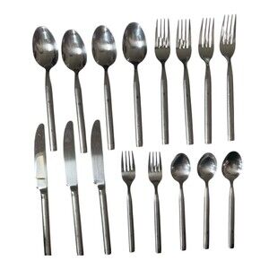 Lot Of 17 Hampton Silversmiths Shangrila Dot Stainless Flatware Frosted READ